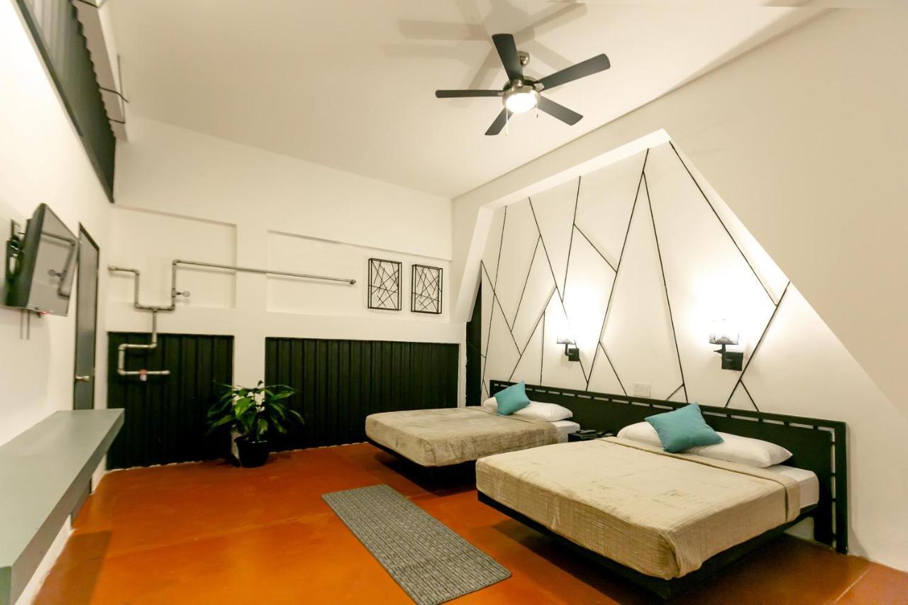 D' La Torre Hotel Managua Kültér fotó